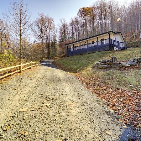Pet-Friendly Spruce Pine Cabin With Private Fire Pit Ngoại thất bức ảnh